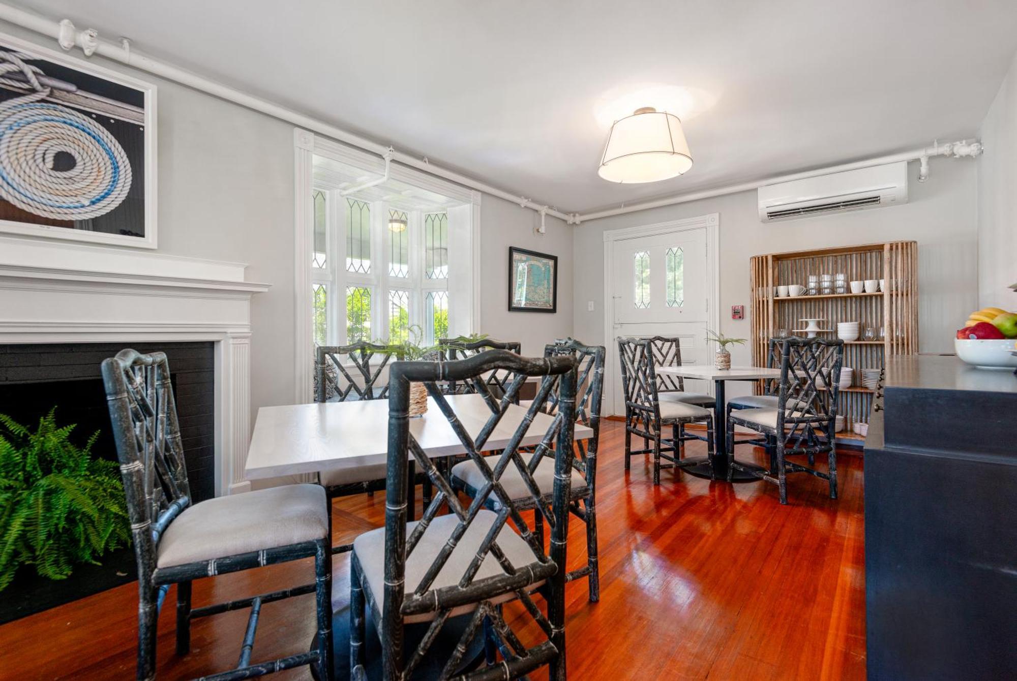 The Martin Bed & Breakfast Nantucket Exterior photo