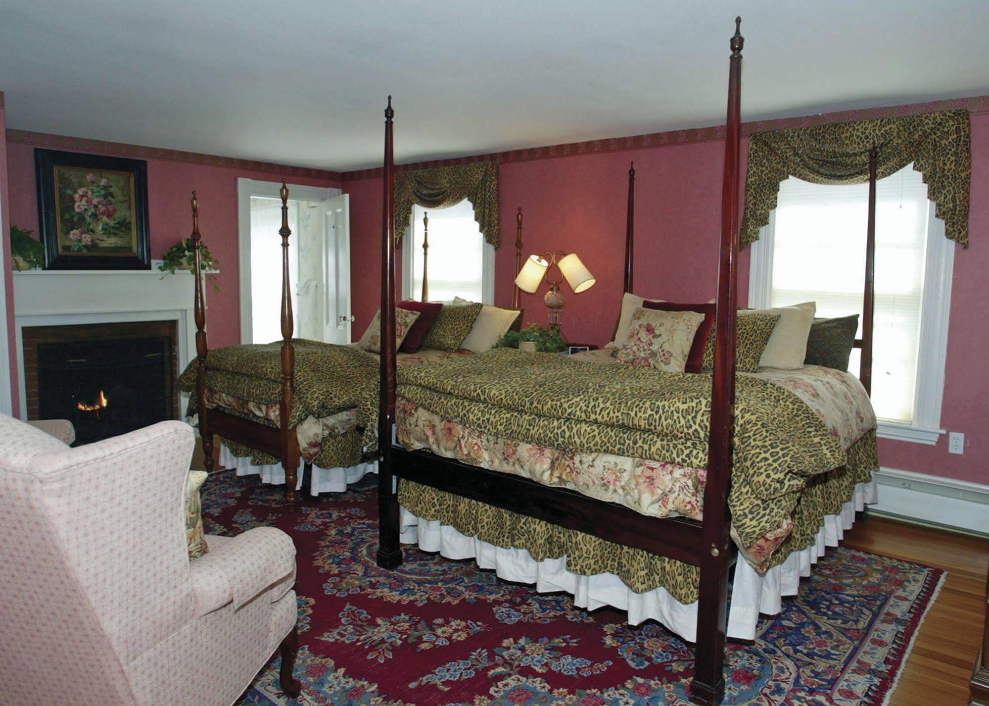 The Martin Bed & Breakfast Nantucket Exterior photo